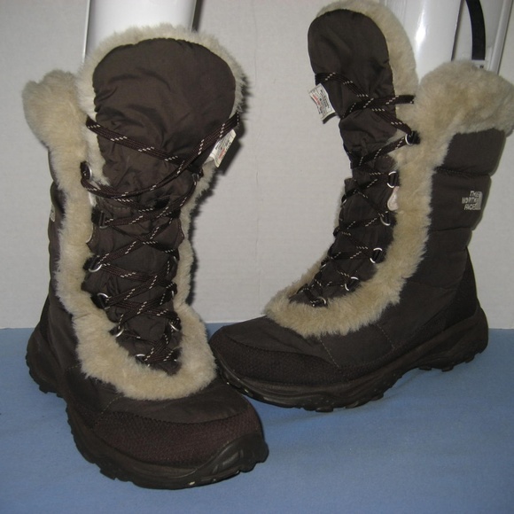 The North Face Nuptse Heatseeker Insulated Boots - Picture 1 of 6